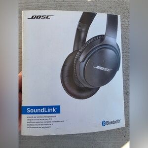 Bose SoundLink Around-Ear Wireless Headphones II Bluetooth – New Ear Pads